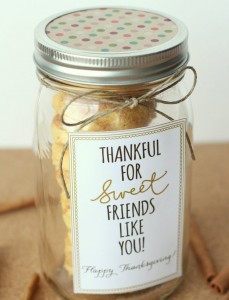 10 gifts under $5. For birthdays, Christmas, or just because. Includes free printables! -TheGraciousWife.com