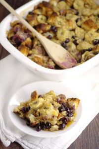 Banana Blueberry French Toast Bake recipe is a sweet and amazing overnight breakfast or brunch recipe with fresh blueberries and sweet bananas, crumble topping, and maple syrup to make it a classic. Make ahead breakfast casseroles are perfect for busy mornings and holidays! Mmm... Blueberries and bananas are so tasty together!