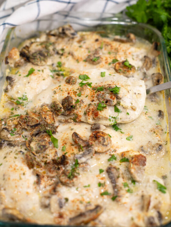 Mushroom Chicken Bake: Creamy, Cozy & Easy