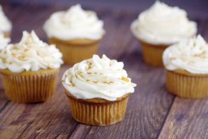 Ginger Brown Sugar Cupcakes with Spiced Cream Cheese Icing- A homemade delightful twist on traditional carrot cake and spice cake cupcakes recipe from scratch. A great dessert for Fall gatherings! Loooove the spiced cream cheese frosting!