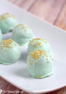 Mint Oreo Truffles Recipe - an easy mint chocolate dessert recipe idea, just like your classic Oreo truffles, with added minty flavor for a festive twist. With just 4 ingredients, these smooth, minty, and rich Mint Oreo Truffles could not be easier to make! They'll be the star of the show at your next holiday. So pretty but so easy!