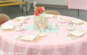 Tea Party Bridal Shower Ideas for an elegant and beautiful tea party themed bridal shower. Love the mint pink and gold color combination. Pretty and vintage!