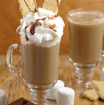 Homemade Smores Coffee Creamer - a tasty sweet homemade coffee creamer recipe, perfect for a Summer morning breakfast.