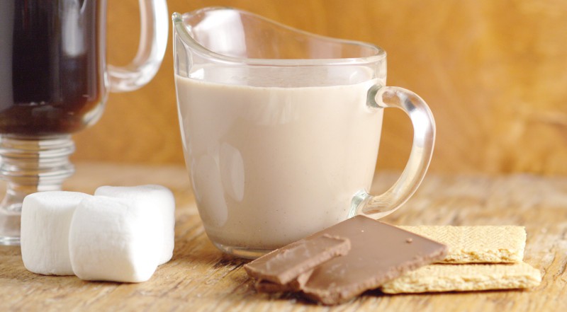 Homemade Smores Coffee Creamer - a tasty sweet homemade coffee creamer recipe, perfect for a Summer morning breakfast.