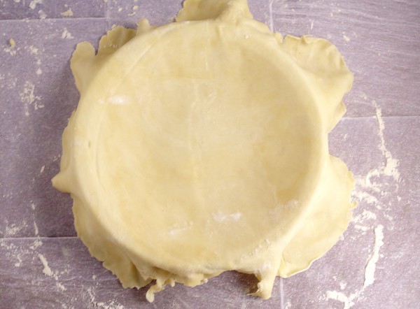 Don't be intimidated by making or Rolling Out Pie Crust any longer! This easy tutorial will show just how easy homemade pie crust can be!  With a simple, step-by-step how to roll out pie crust tutorial, and an easy 3-ingredient flaky, no-fail pie crust recipe.  