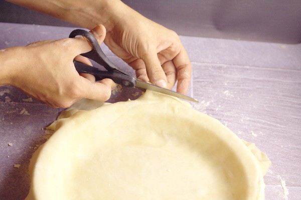 Don't be intimidated by making or Rolling Out Pie Crust any longer! This easy tutorial will show just how easy homemade pie crust can be!  With a simple, step-by-step how to roll out pie crust tutorial, and an easy 3-ingredient flaky, no-fail pie crust recipe.  