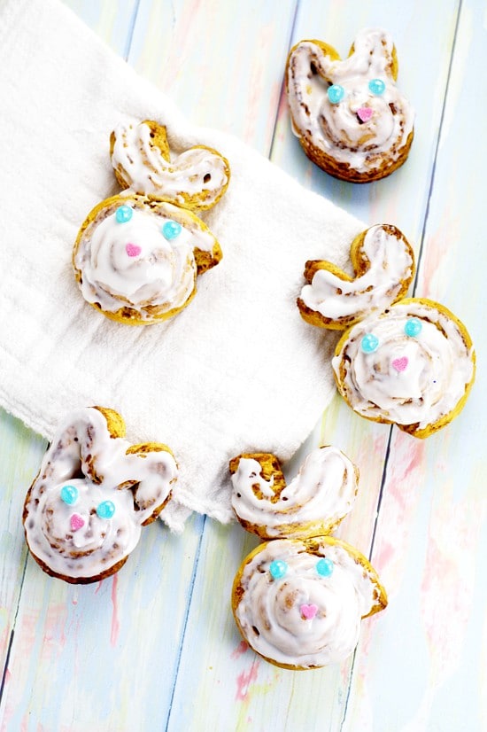Easy Bunny Cinnamon Rolls.  An easy but adorable and festive breakfast, these Bunny Cinnamon Rolls are perfect for a simple Easter morning breakfast. And the kids will love them! Aww. So cute!