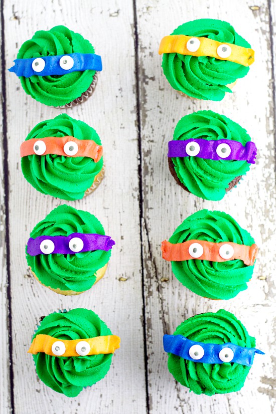 Teenage Mutant Ninja Turtles Cupcakes tutorial.  Make easy, fun, and adorable Teenage Mutant Ninja Turtles Cupcakes using your favorite cupcakes and buttercream. Turtle Power! OMG! My boys would love these!