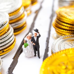 7 Ways to Prevent Finances from Ruining Your Marriage - Finances can be a real hot button in marriage.  Keep your finances and your relationship on track with these 7 Ways to Prevent Finances from Ruining Your Marriage. 