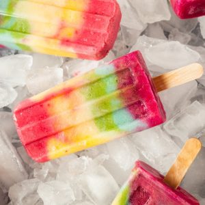 44 Homemade Popsicles Recipes - Stay cool this Summer by making your own popsicles with 44 of the BEST Homemade Popsicles recipes for a cold sweet treat on a hot day. Perfect easy Summer dessert recipes for kids!