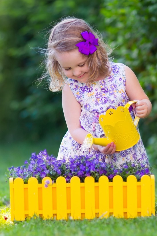 9 Tips for Including Kids in the Family Garden - Gardening isn't just for grown ups.  Get the kids involved in planning, planting, growing, and harvesting with these 9 Tips for Including Kids in the Family Garden. This makes a great Spring and Summer kids activity and will keep them busy when they're out of school!