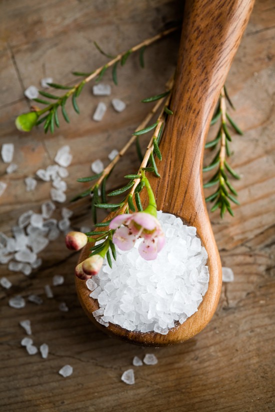 10 Great Uses for Epsom Salts - Epsom salts are more useful than just in the bath! They can be used all around the house, for health and beauty, and even outside. Check out these 10 great Uses for Epsom Salts.