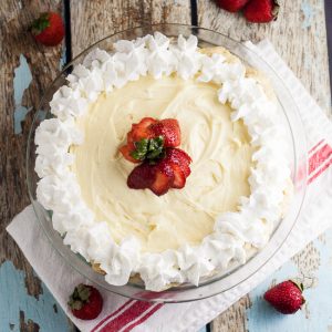 White Chocolate Silk Pie Recipe - This White Chocolate Silk Pie recipe is a creamy white chocolate version of a classic chocolate French silk pie. Dress it up with peppermint or cranberries for the holidays or eat it as is. It's heavenly either way!