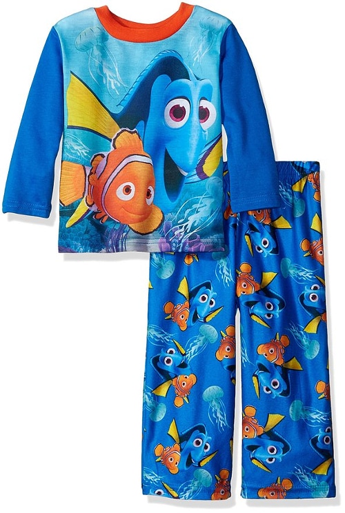 Finding Dory Pajamas - 15 Finding Dory Gift Ideas - Finding Dory Gift Guide with 15 adorable and fun Finding Dory Gift Ideas that are perfect for the Finding Dory fan in your life. Perfect gift ideas for kids for Christmas and birthdays!