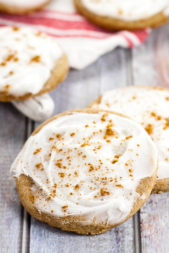 Spiced Sugar Cookies Recipe - Spiced Sugar Cookies recipe take your traditional sugar cookies and make them amazing with spicy cinnamon and nutmeg, topped with a creamy frosting and a sprinkle of cinnamon! These make such easy and yummy Christmas cookies! Perfect for a Christmas cookie exchange!