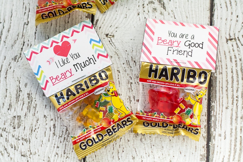 Free Printable Gummy Bear Valentines for Kids - Free Printable Gummy Bear Valentines that are easy to put together and perfect for kids to hand out at their school Valentine's Day party.