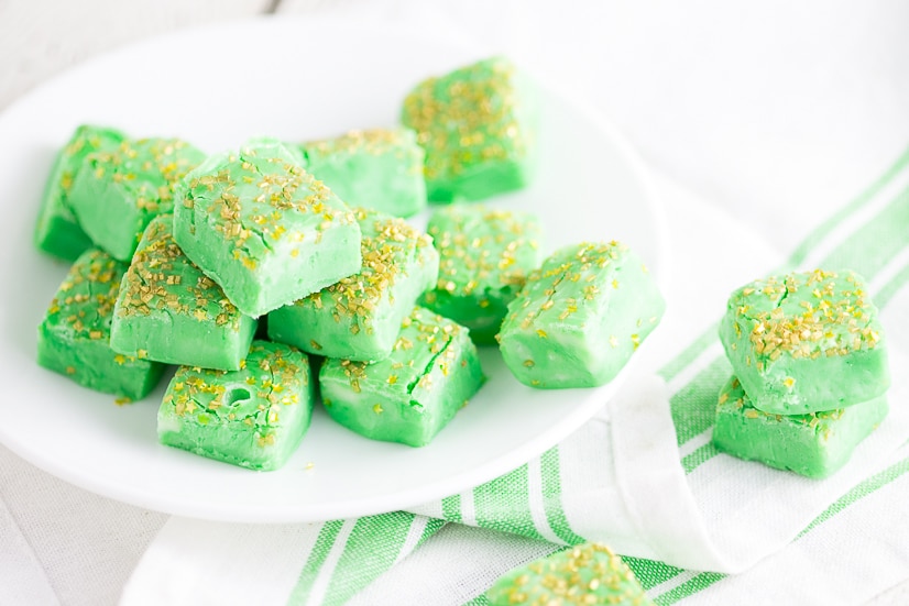 Mint White Chocolate Fudge recipe - Cool mint mixed with creamy white chocolate fudge make this Mint White Chocolate Fudge recipe a decadent, refreshing treat.  Make it in the microwave! Super quick and easy dessert recipe. Love this for St Patrick's Day or Christmas!