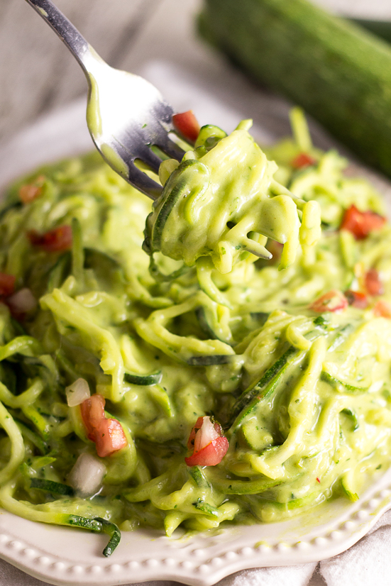 Creamy Avocado Zoodles Recipe - A fresh zucchini noodles recipe that takes less than 20 minutes to make, these Creamy Avocado Zoodles with creamy, fresh and a little zesty sauce are perfect for a simple Summer meal!