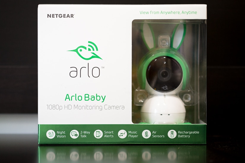 Arlo Baby Monitor Review - Arlo Baby is the smart baby monitor that lets you be productive  while knowing your child is safe. Gain more peace of mind, freeing your brain up for other important tasks, like solo bathroom trips (okay, yeah. That might be pushing it a little too far). But here are my top 12 favorite features for the Arlo Baby Monitor and why it's on my baby must have list! (Perfect baby shower gift idea!!)