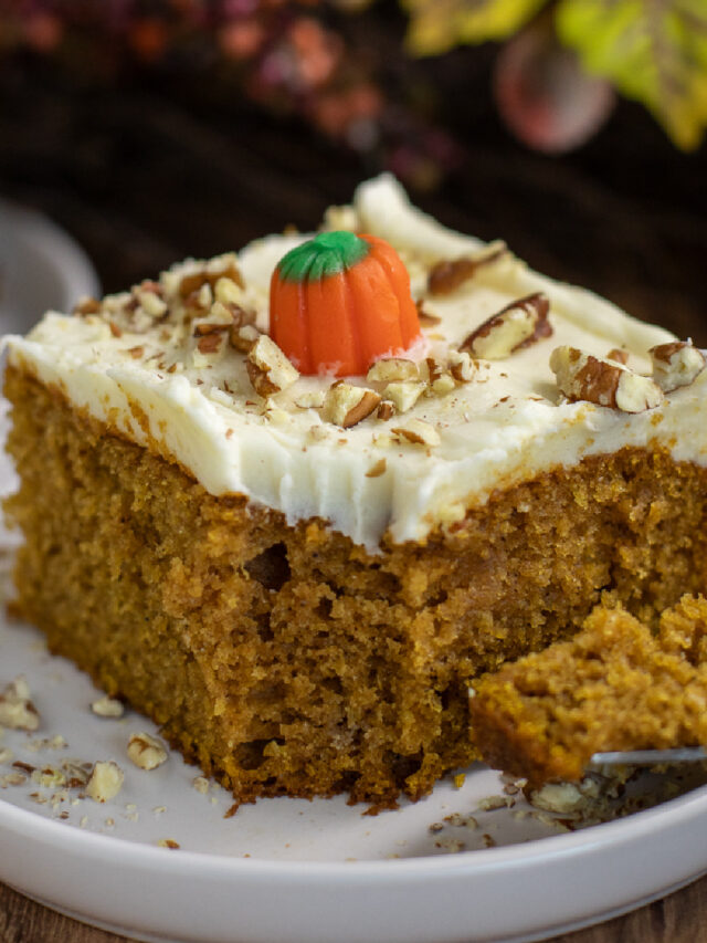 Pumpkin Spice Sheet Cake: Your Taste of Fall