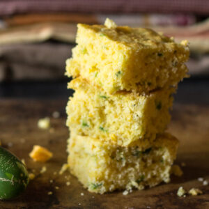 32 Cornbread Recipes - Everyone loves this easy Southern side dish! Find out how to make your favorite cornbread even more amazing with these 32 easy homemade Cornbread Recipes. Whether you like sweet, Southern, casseroles, or muffins, you'll find it all here! Oh. My. Yum. So many cozy recipes!