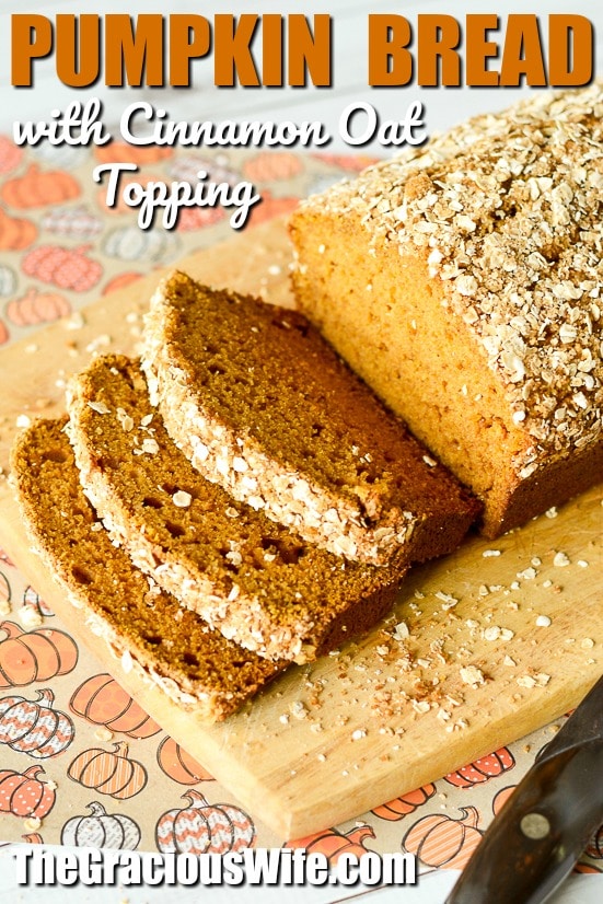 Pumpkin Bread with Cinnamon Oat Topping Recipe - Warm and fragrant Pumpkin Bread with Cinnamon Oat Topping is the best easy pumpkin bread recipe you can find. Plus it's made with a cinnamon oat streusel topping!