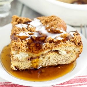 Eggnog French Toast Bake Recipe - Quick and easy Eggnog French Toast Bake recipe that is festive and sweet and can be made ahead for a no-hassle, easy Christmas breakfast. Perfect make ahead breakfast for Christmas morning!