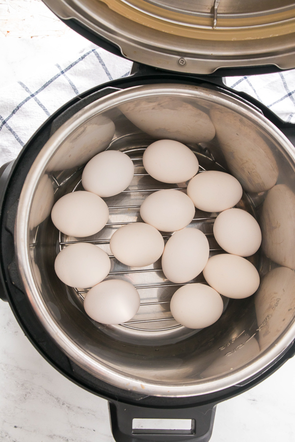 How to Cook Hard Boiled Eggs in the Instant Pot - Mom 4 Real