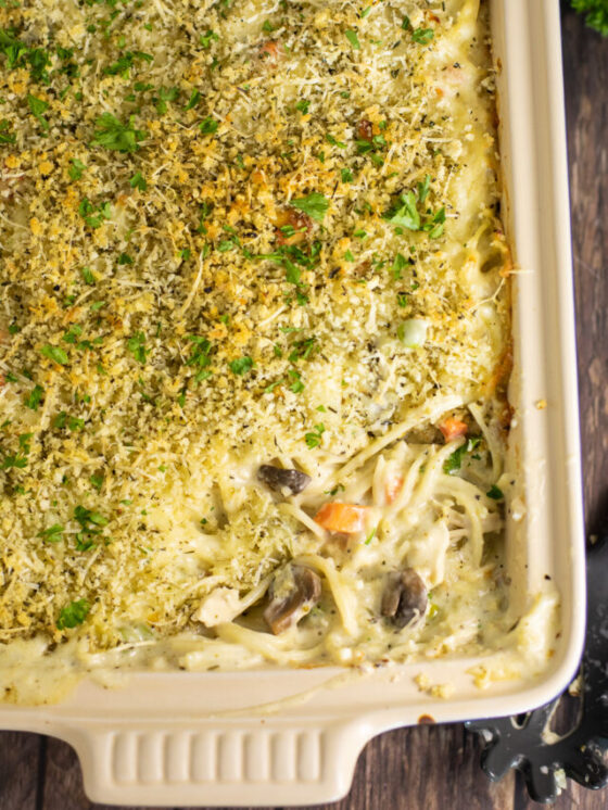 Creamy Turkey Tetrazzini: A Cozy Leftover Turkey Casserole