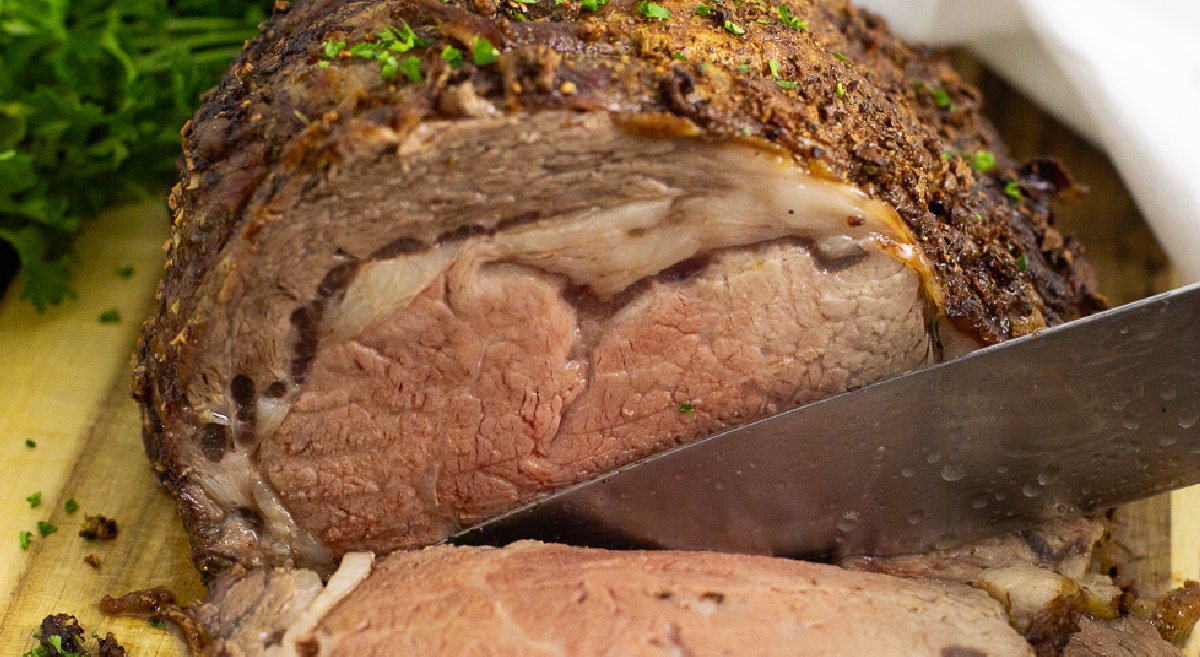 how-to-make-prime-rib-stock-with-leftover-bones-livestrong