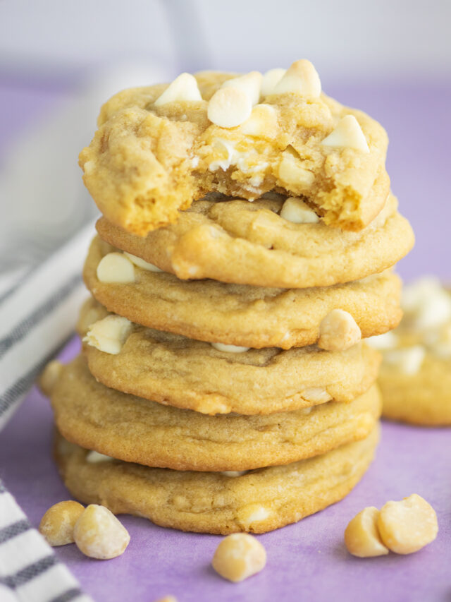 White Chocolate Macadamia Cookies Soft, Chewy, and Irresistible! The